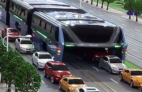 Can China's Futuristic 'Straddling Bus' Finally Become a Reality?